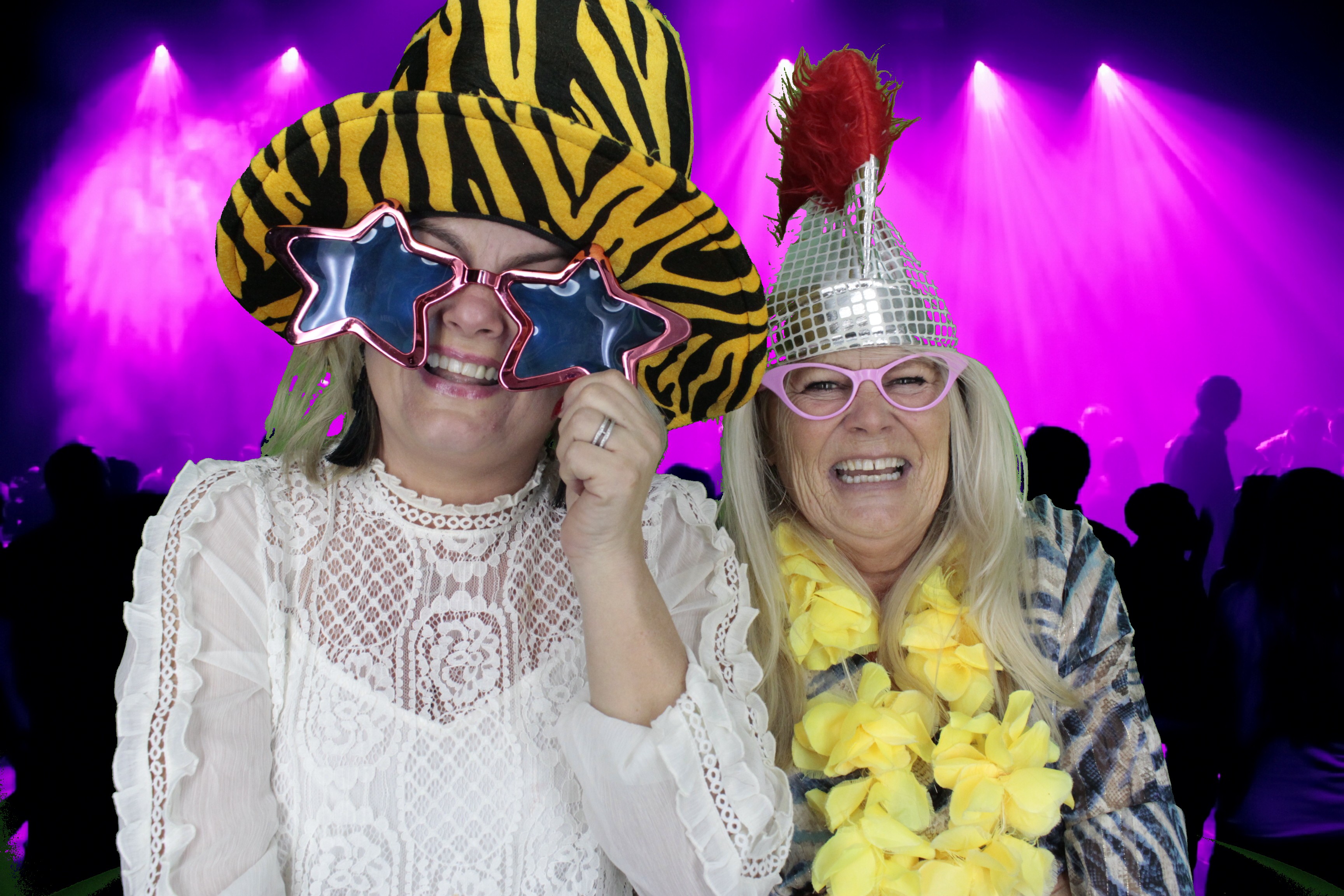 Christine's 60th Birthday | View more photos from the event at gallery.myphotoboothexperience.co.uk/u/MyPhotoBoothExperienceLtd/Christines-60th-Birthday
